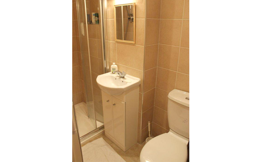 Bathroom at Collingham Place Studios