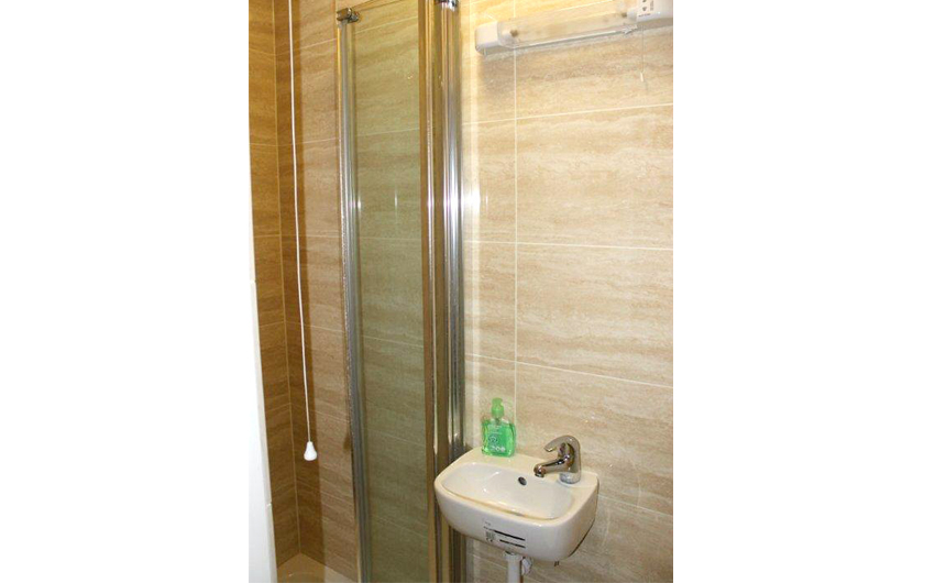 Bathroom at Collingham Place Studios