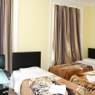 Triple room at Collingham Place Studios